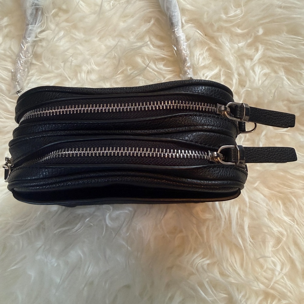 Armani Exchange Black Crossbody Bag with Silver Chain - Picture 3 of 6